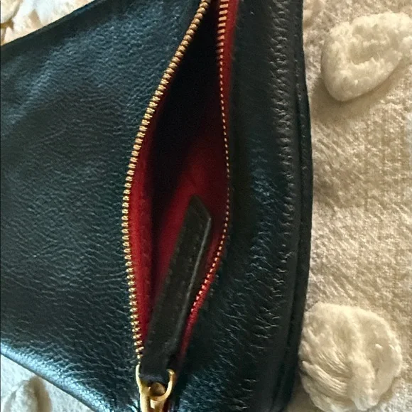 Hammit Kyle Shoulder Bag - Picture 6 of 12